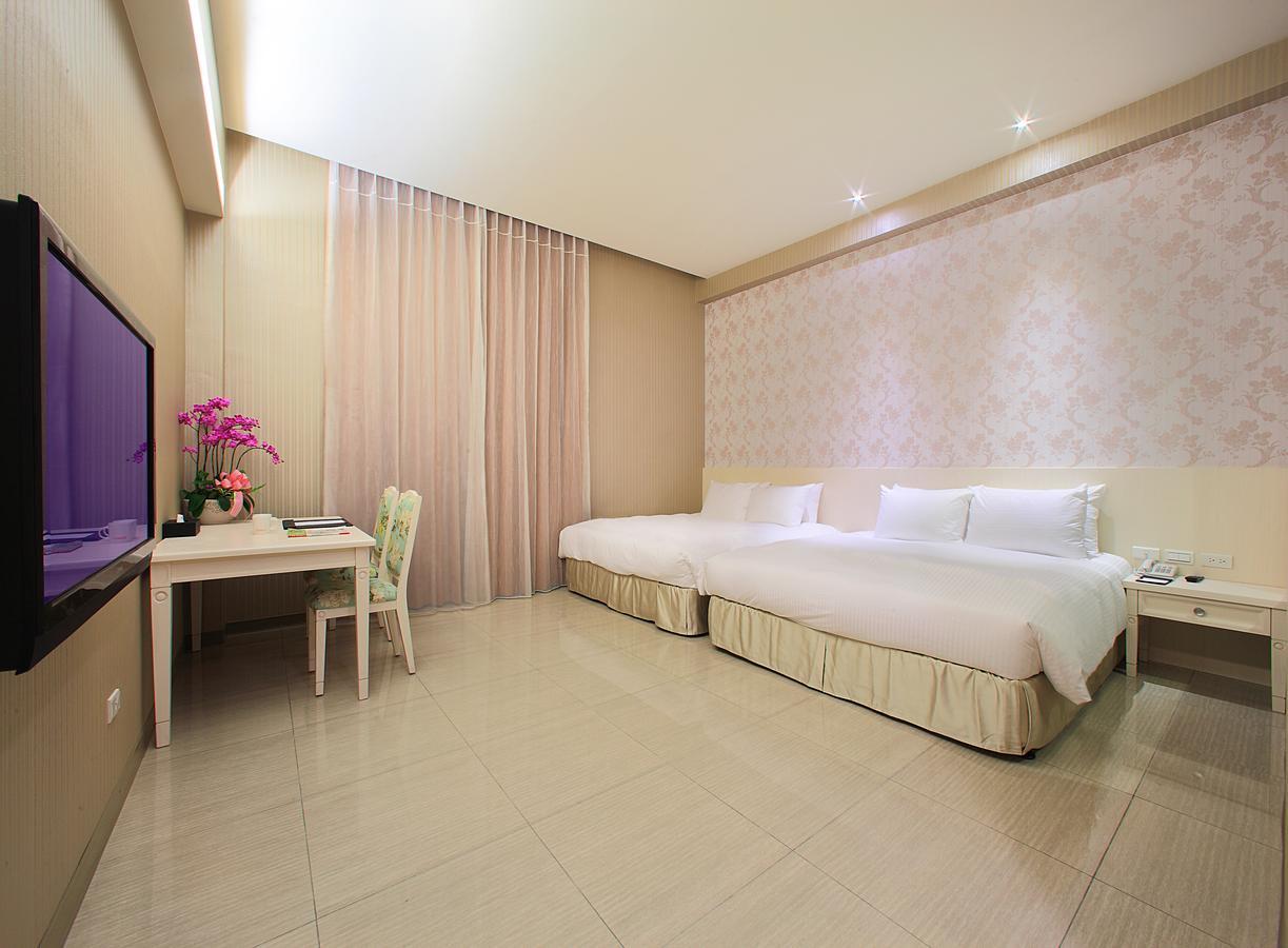 Larchotel Shanhua Room photo