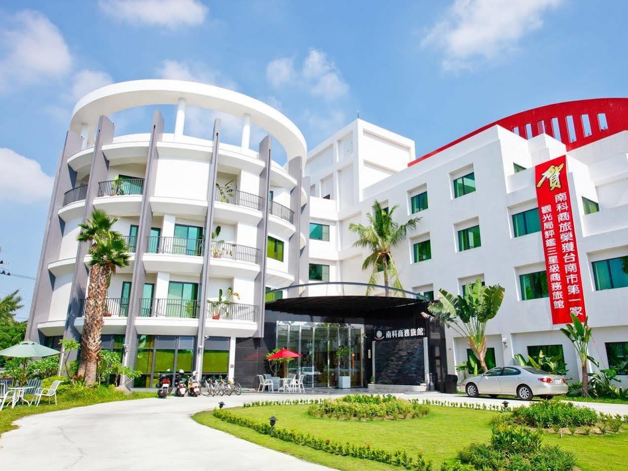 Larchotel Shanhua Exterior photo
