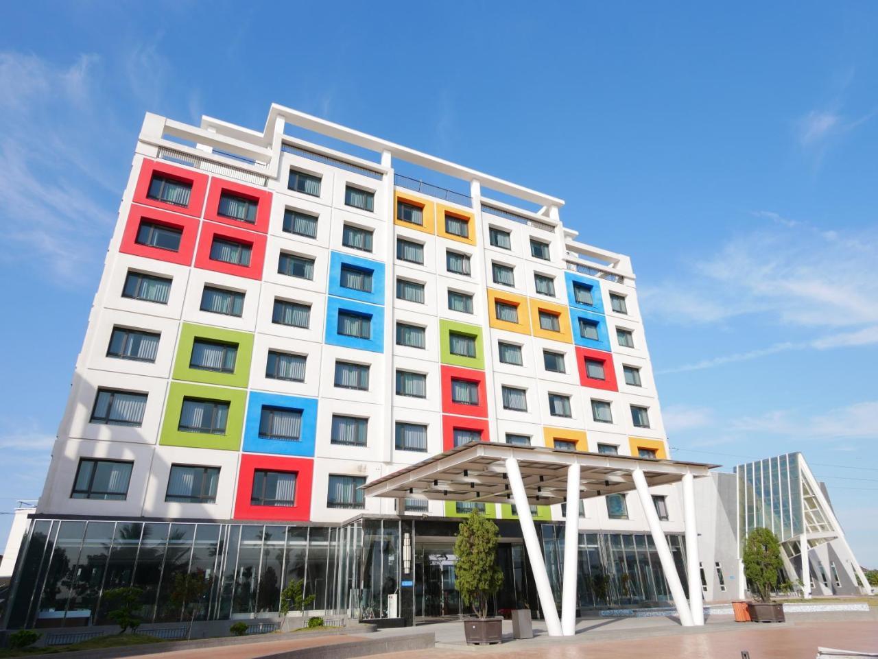 Larchotel Shanhua Exterior photo